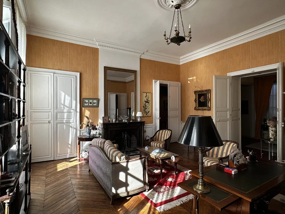 Salon
