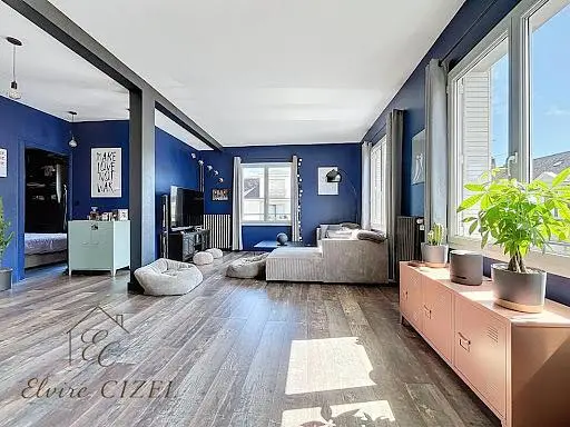 Wohnzimmer