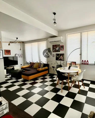 Salon