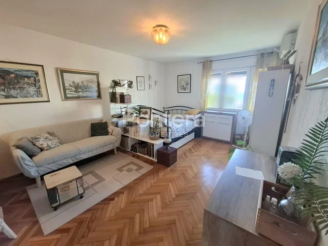 Σαλόνι