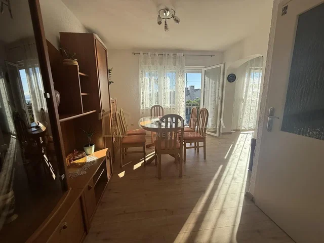Хол