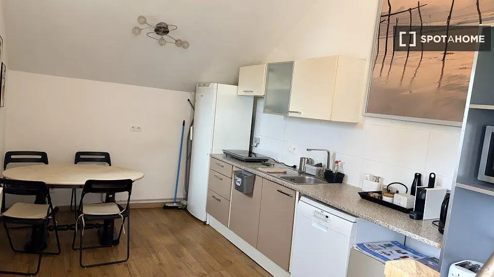 Хол