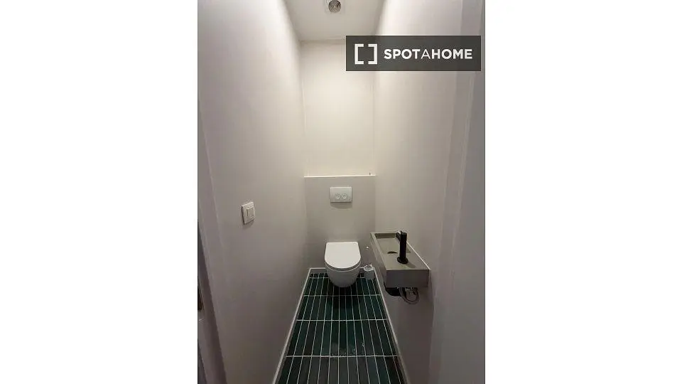 Хол