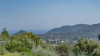 Σαλόνι