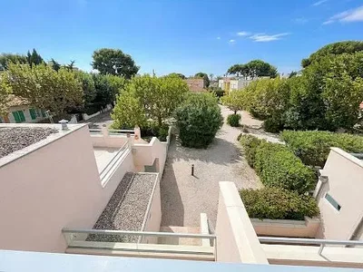 Σαλόνι