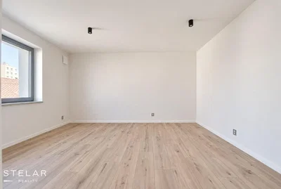 أخرى
