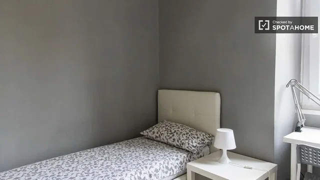 Хол