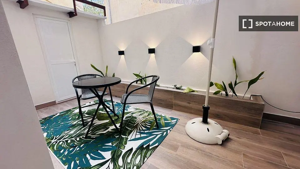 Salon