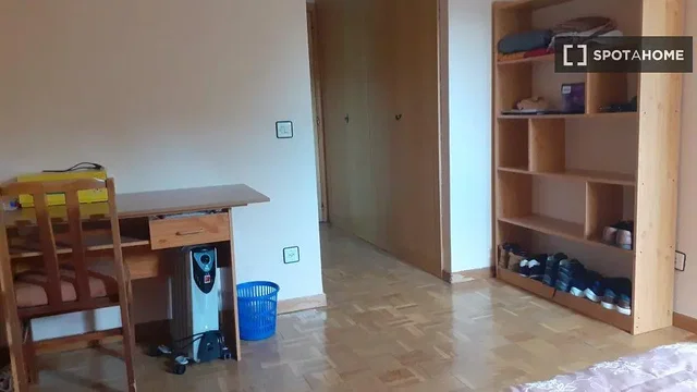 Хол