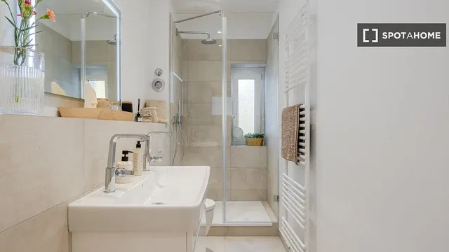 Хол