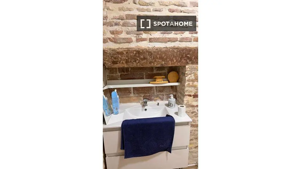 Хол