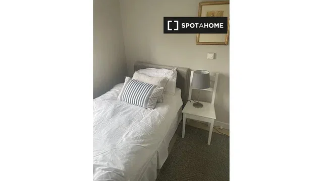 Хол