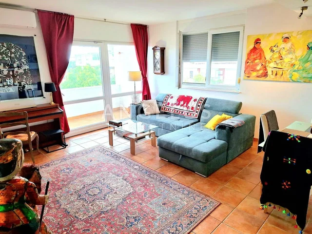 Salon