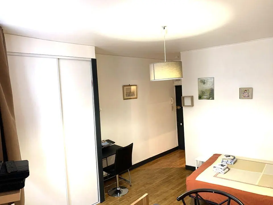 Salon