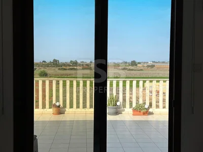 أخرى