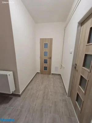 أخرى