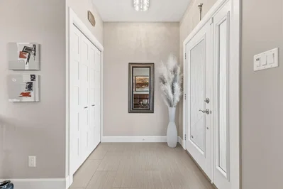 Хол