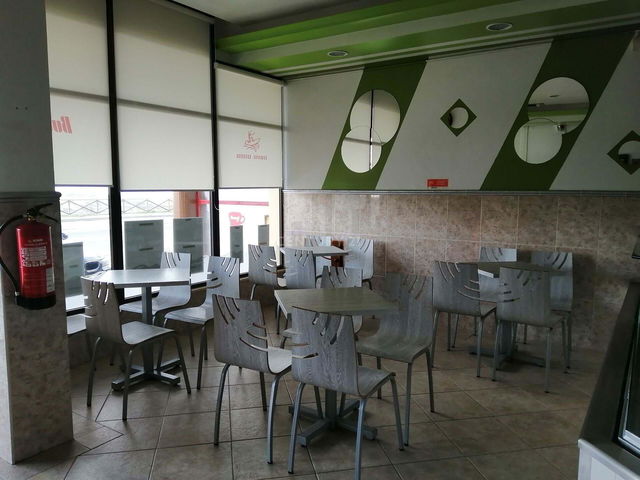 Salon