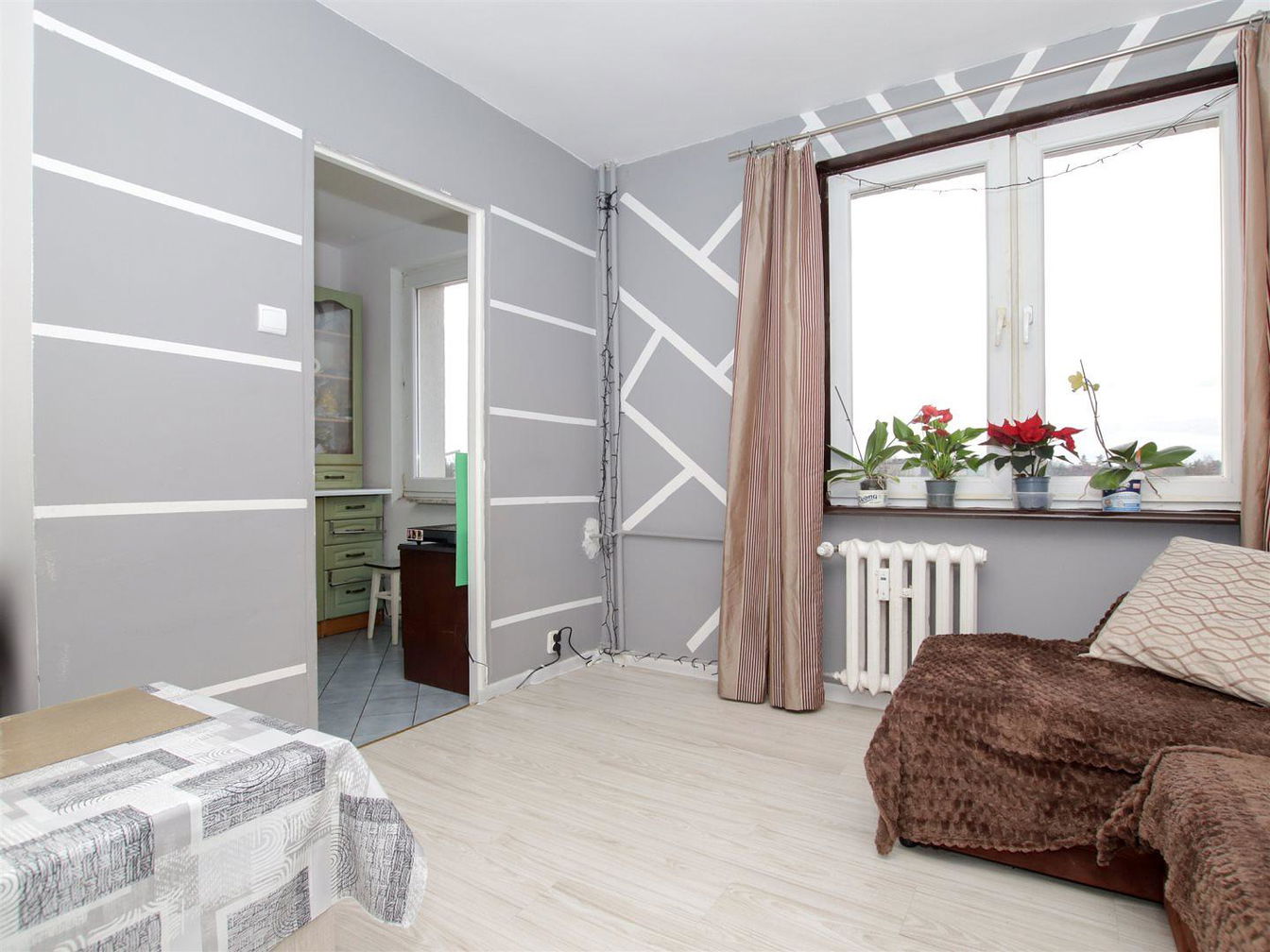أخرى