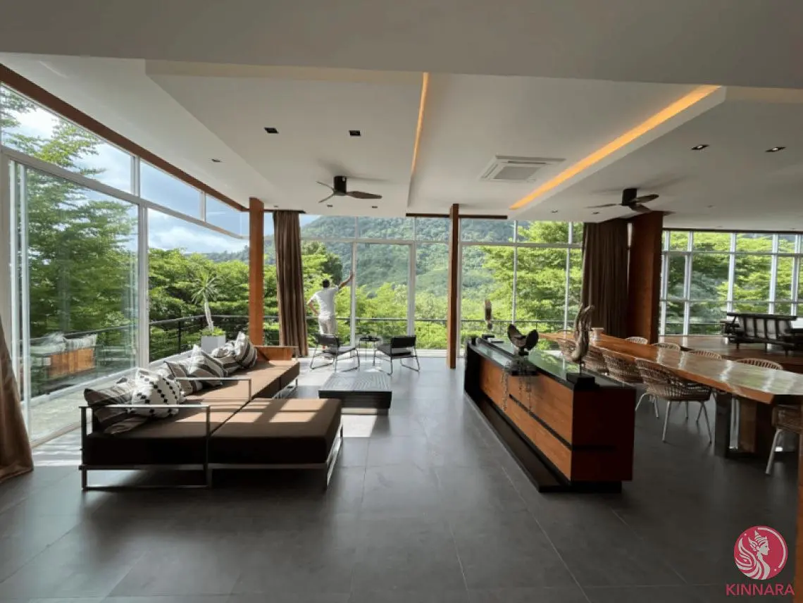 Хол