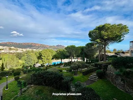 Σαλόνι