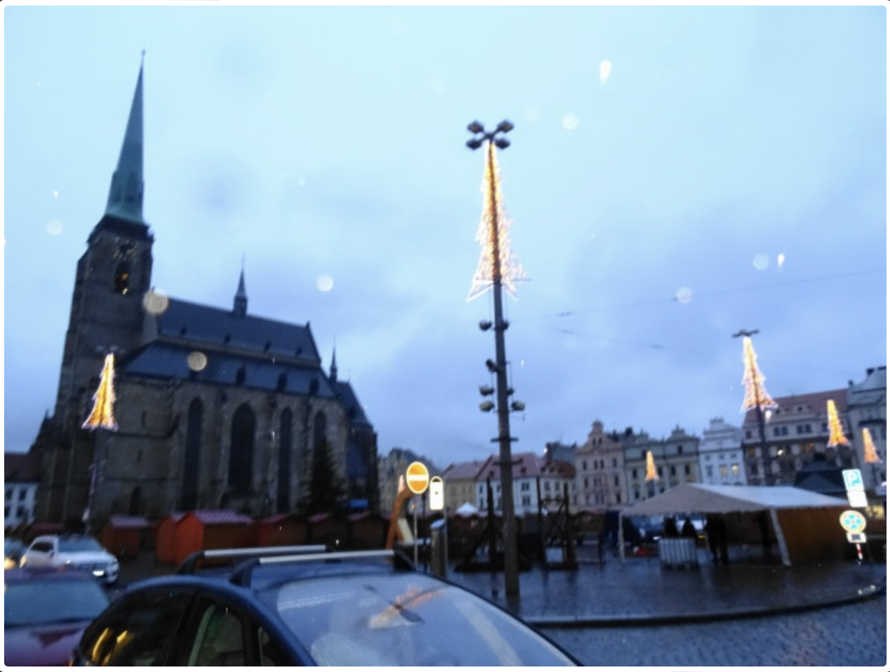 House and surroundings