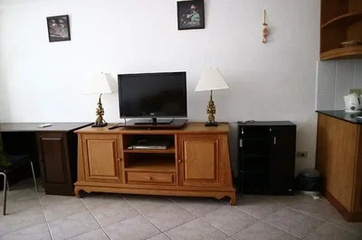 أخرى