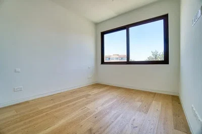 أخرى