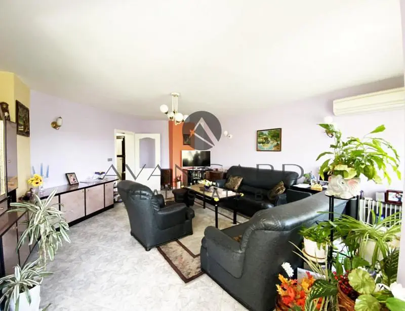 Дневна соба