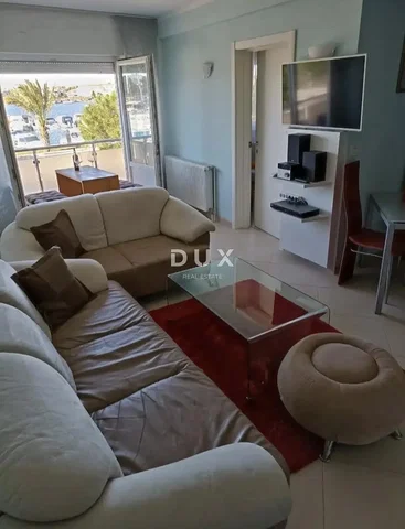 Oturma odası