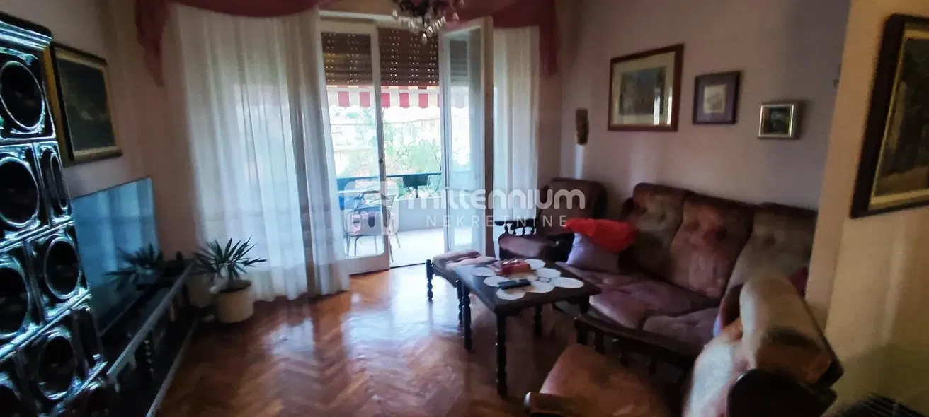 Oturma odası