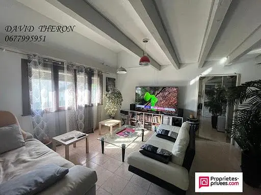 غرفة معيشة