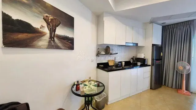 أخرى
