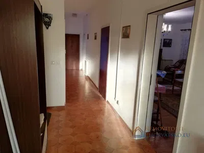 أخرى
