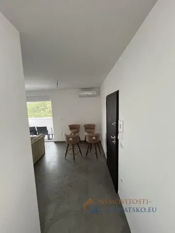 أخرى