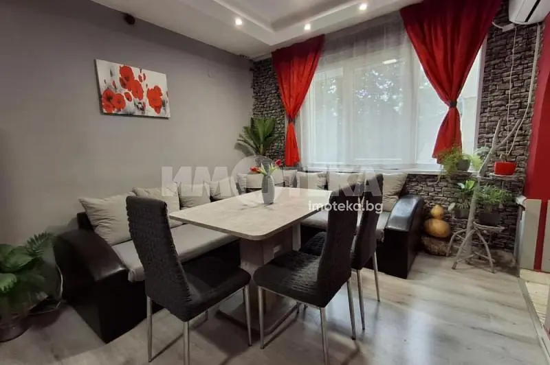 Дневна соба