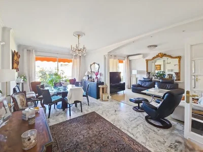 Salón