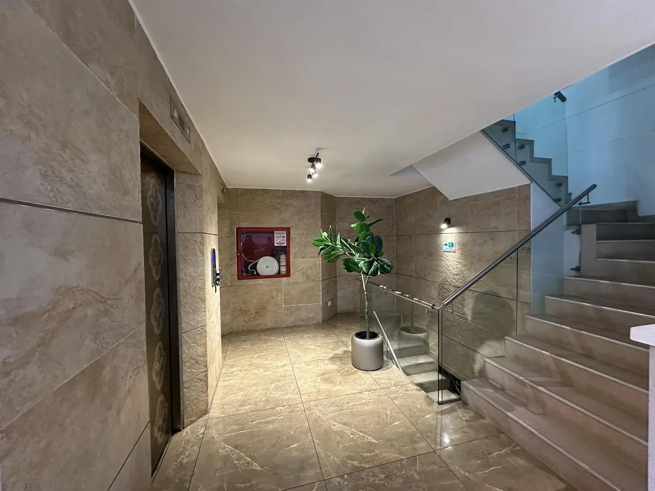 Salon