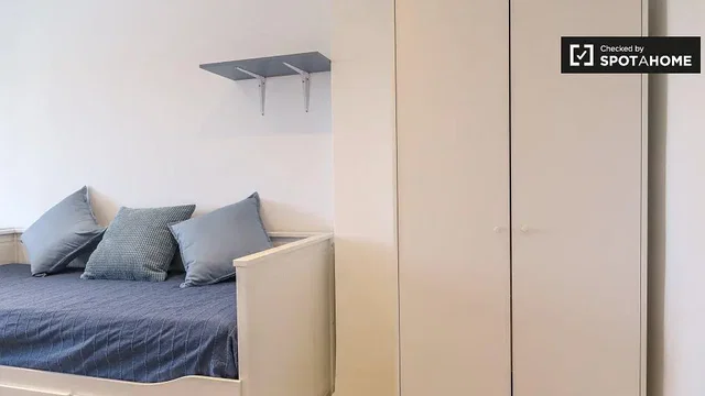 Хол