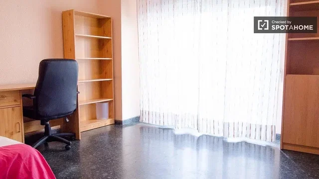 Хол
