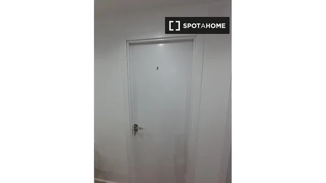 Хол