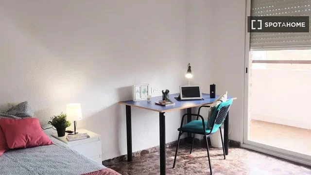 Хол
