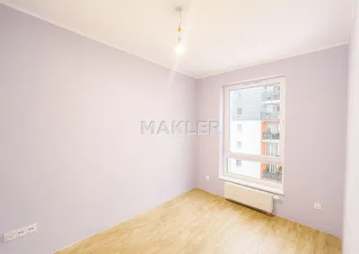 Living room; wood floor, natural light, modern style, high ceiling