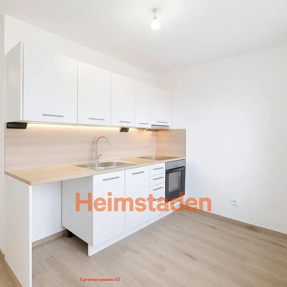 Wohnzimmer; holzboden, tageslicht, moderner stil, hohe decken