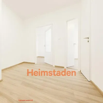 Living room; wood floor, natural light, modern style, high ceiling