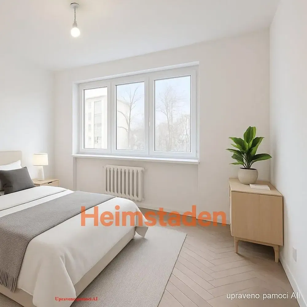 Хол; дървен под, естествена светлина, модерен стил, високи тавани