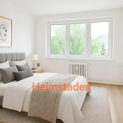 Cucina; elettrodomestici, pavimento in legno, luce naturale, stile moderno, ristrutturato