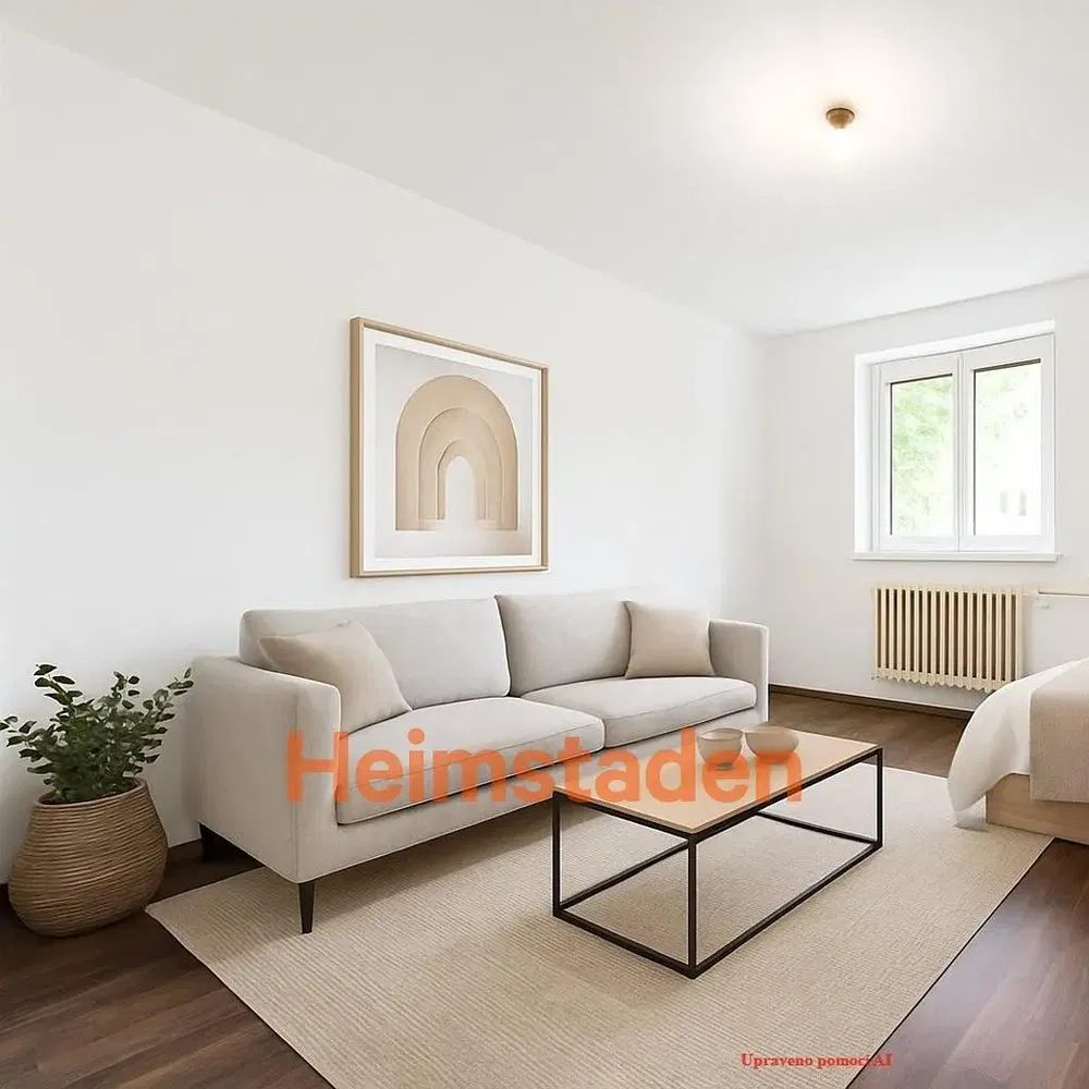 Κουζίνα; συσκευές κουζίνας, ξύλινο πάτωμα, φυσικό φως, μοντέρνο στυλ, ανακαινισμένο