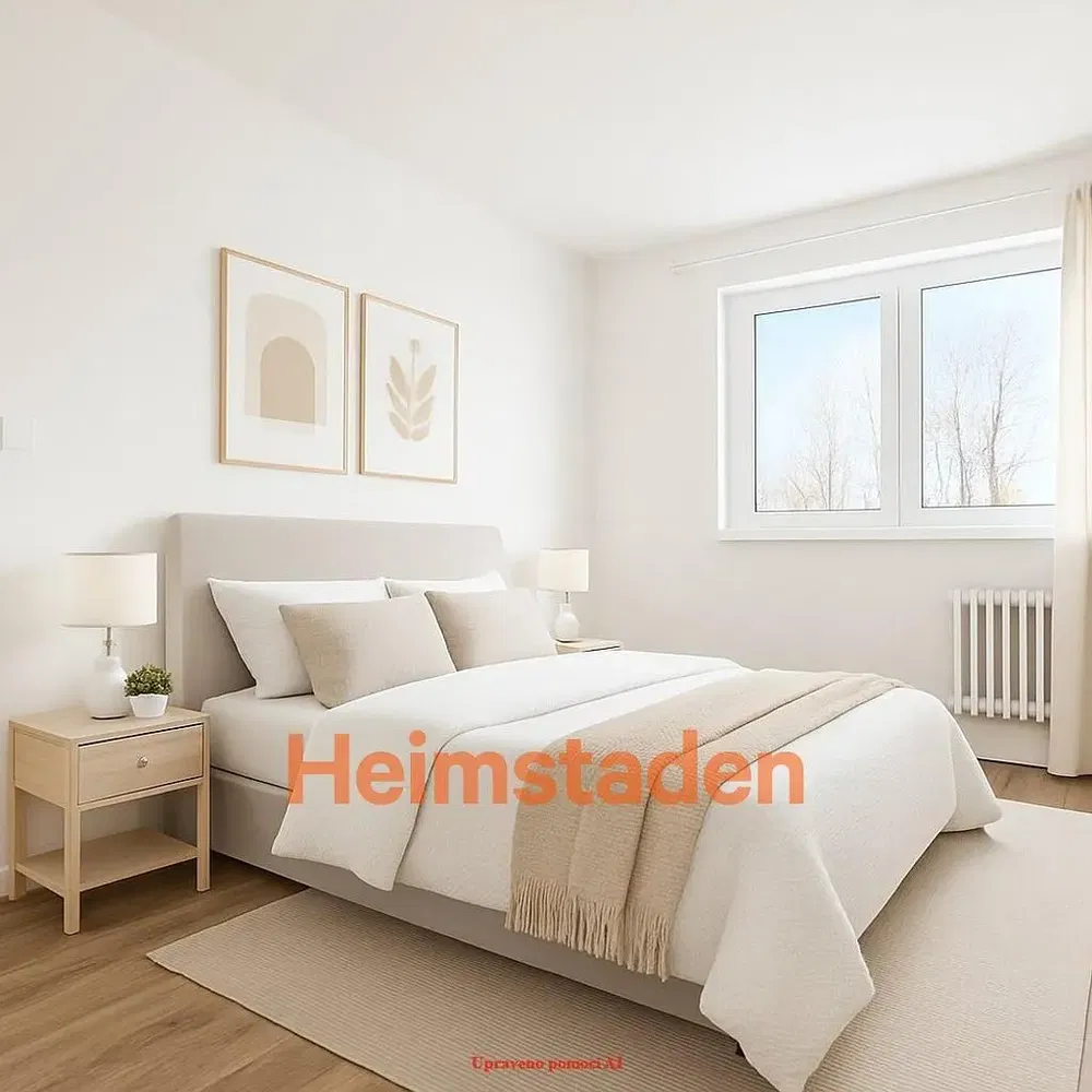 Σαλόνι; ξύλινο πάτωμα, φυσικό φως, μοντέρνο στυλ, ψηλά ταβάνια