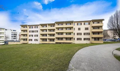 Küche; küchengeräte, holzboden, tageslicht, moderner stil, renoviert